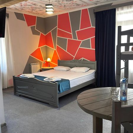 Paxlava Guesthouse & Restaurant Dilidzjan Buitenkant foto