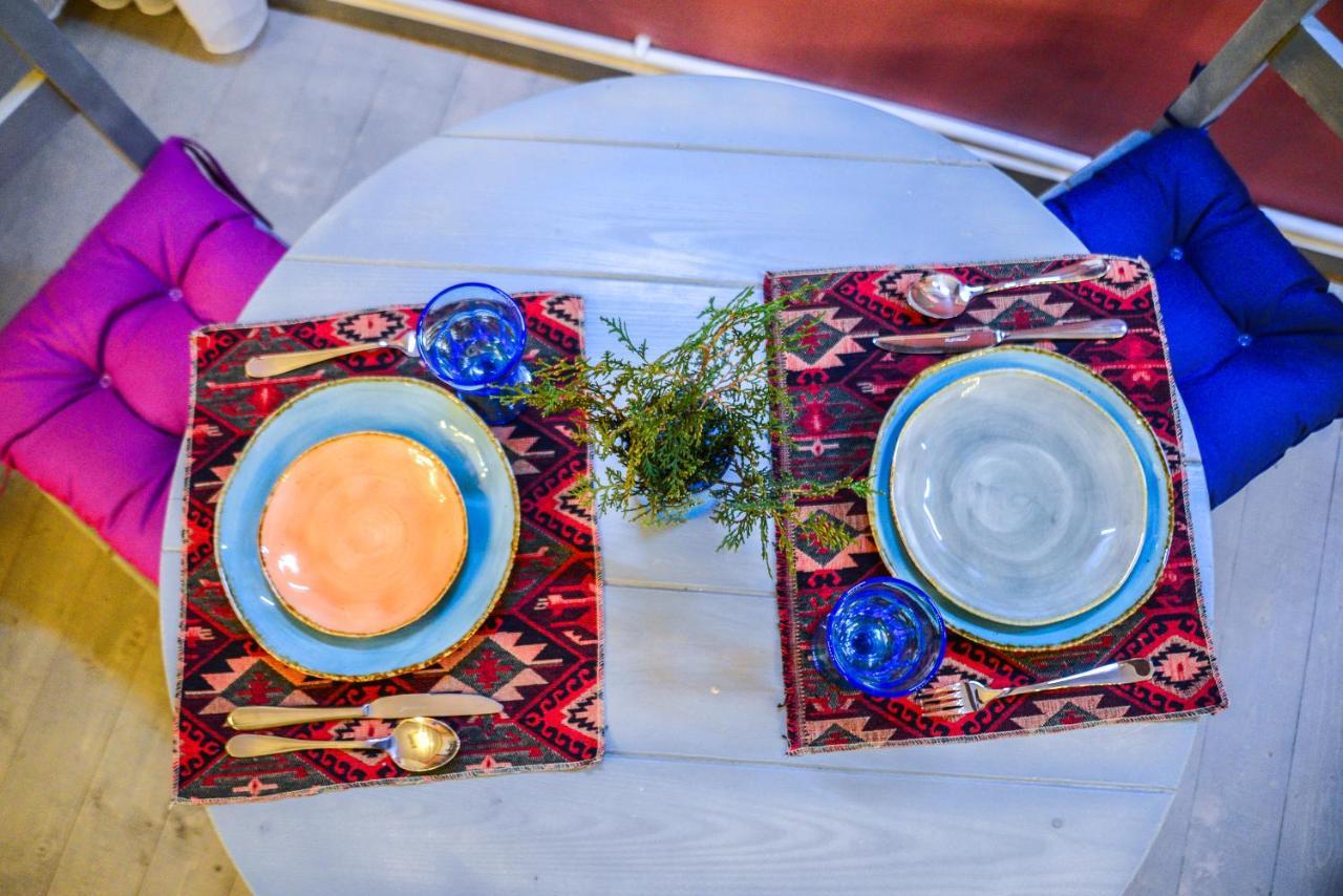 Paxlava Guesthouse & Restaurant Dilidzjan Buitenkant foto