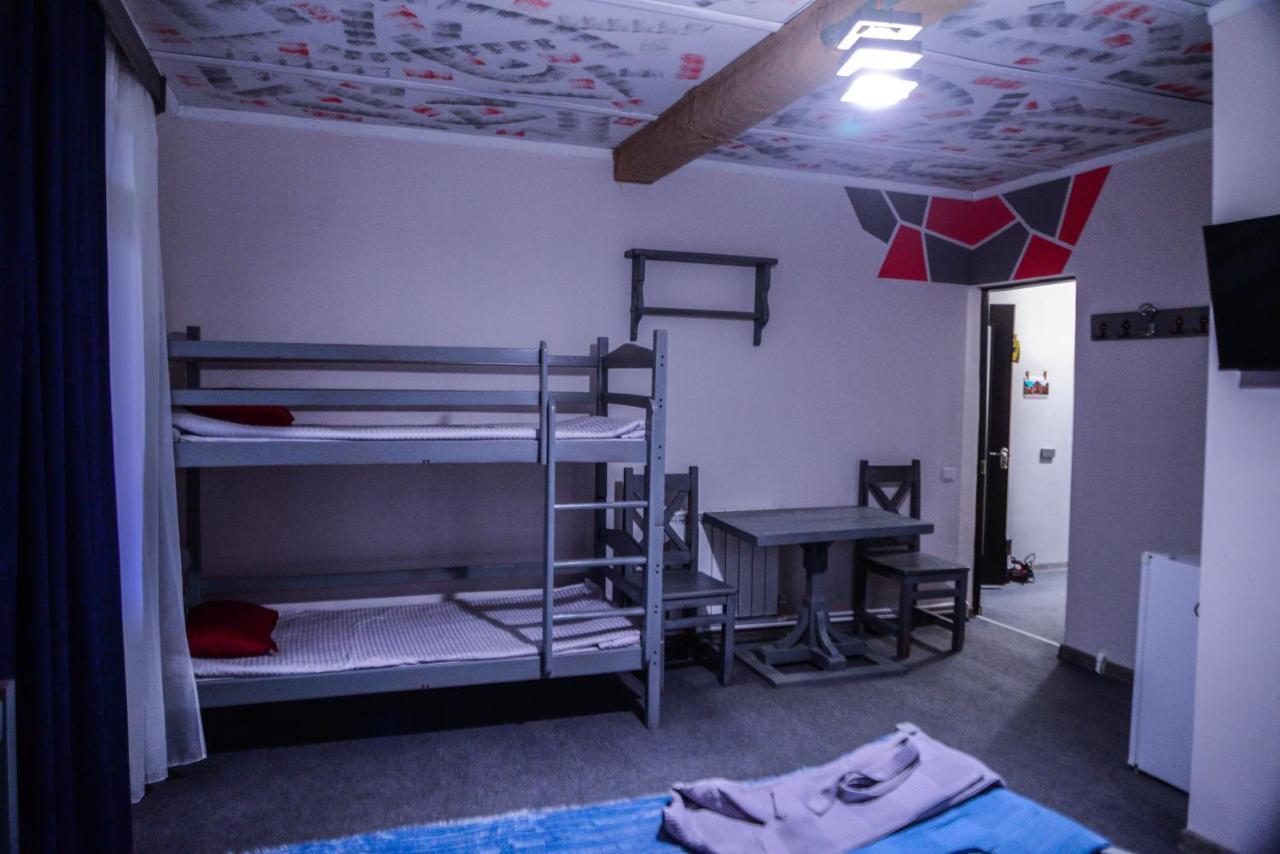 Paxlava Guesthouse & Restaurant Dilidzjan Buitenkant foto