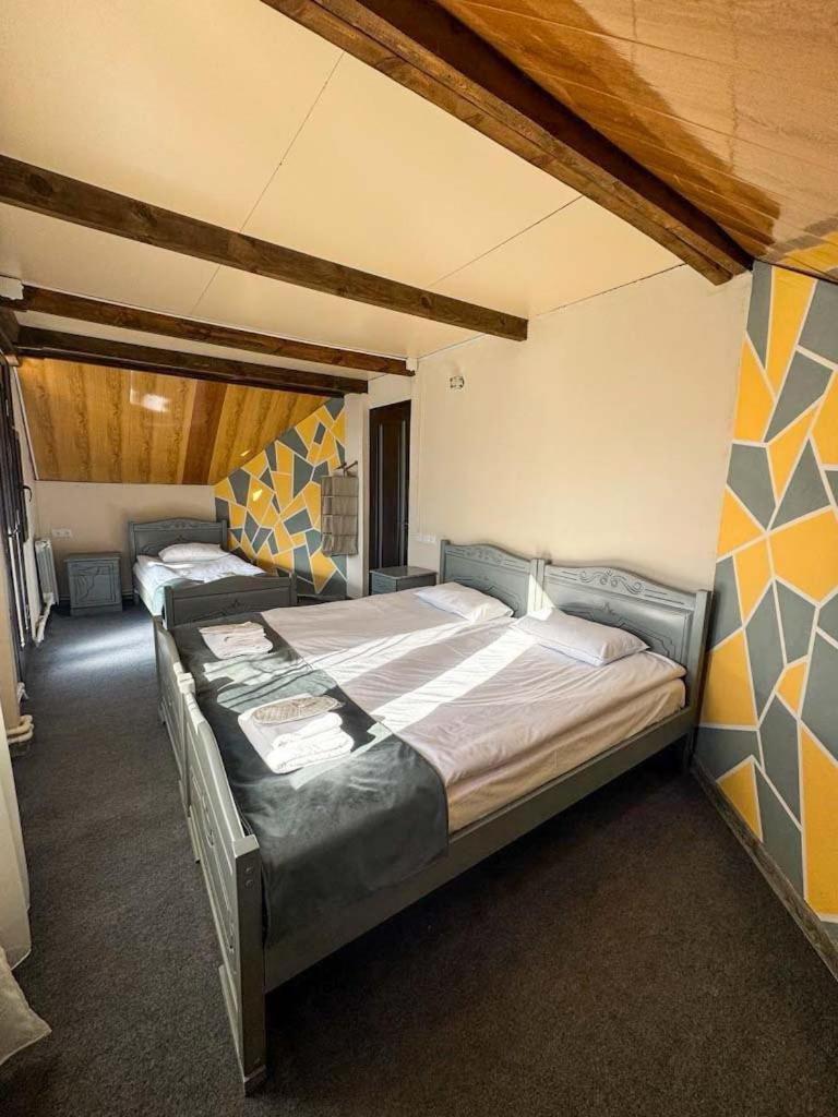 Paxlava Guesthouse & Restaurant Dilidzjan Buitenkant foto