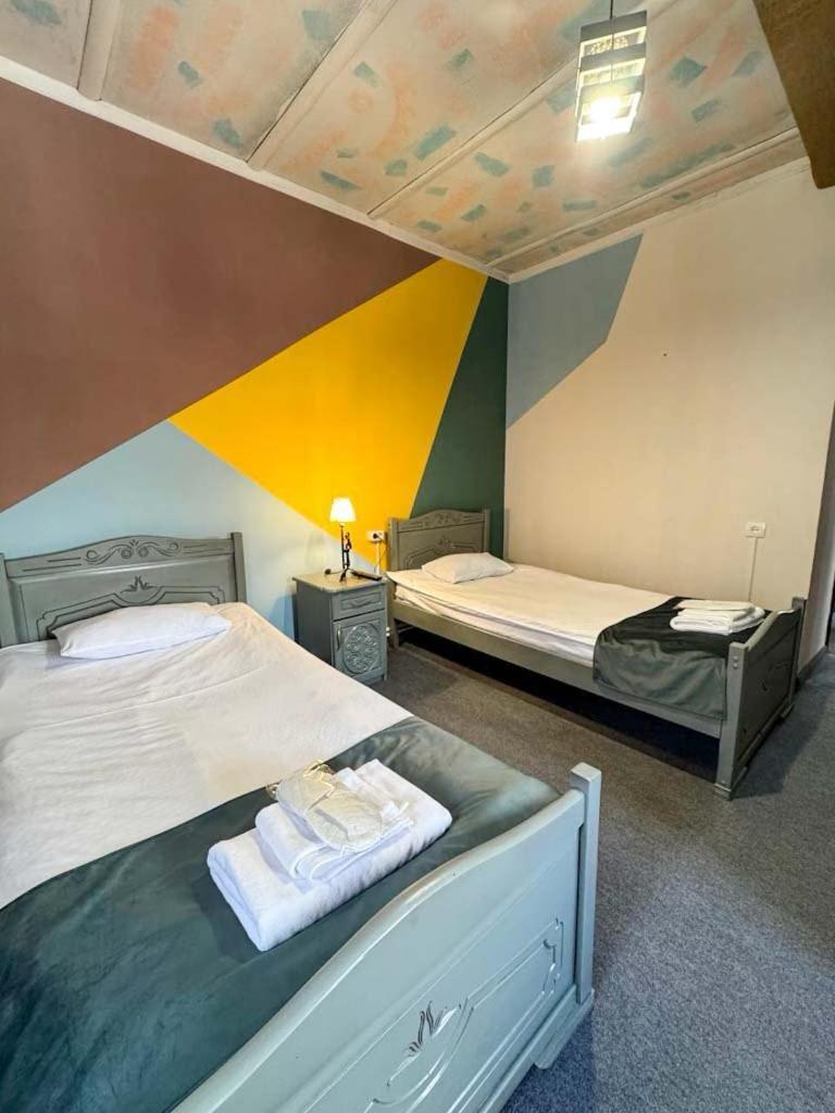 Paxlava Guesthouse & Restaurant Dilidzjan Buitenkant foto